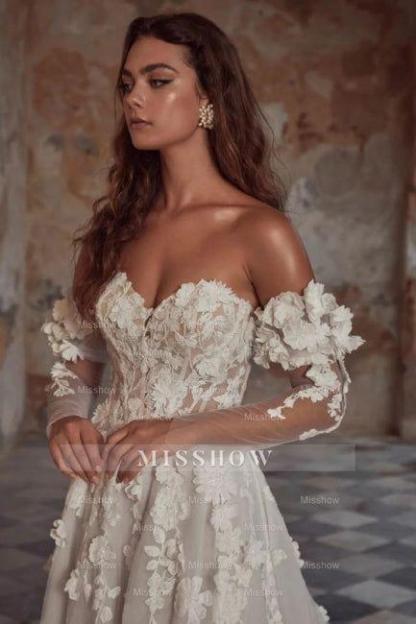 A-Line Sweetheart Floor-Length Strapless Tulle Wedding Dresses with Appliques