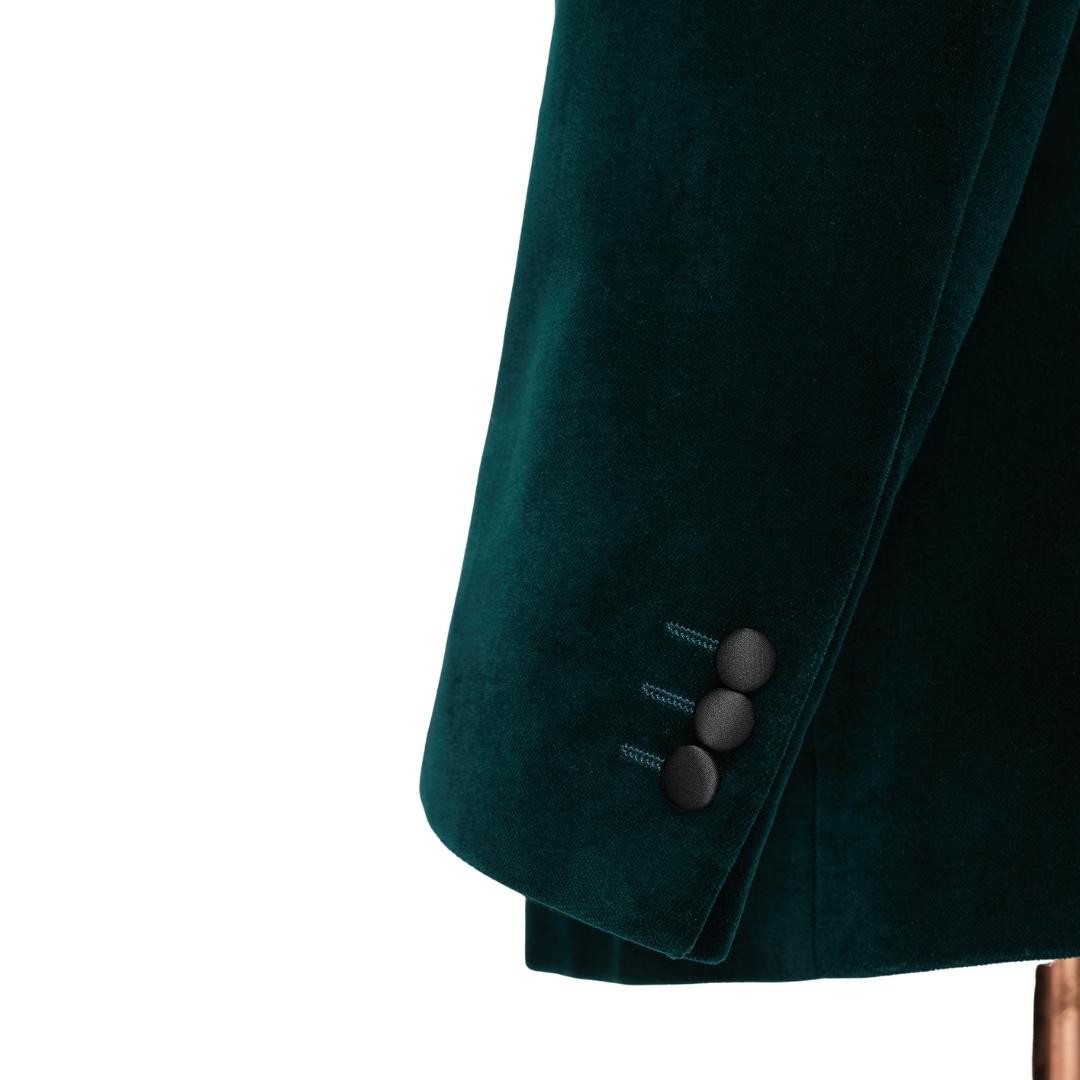 Tailored Dark Green Shawl Lapel Double-Breasted Velvet Suit
