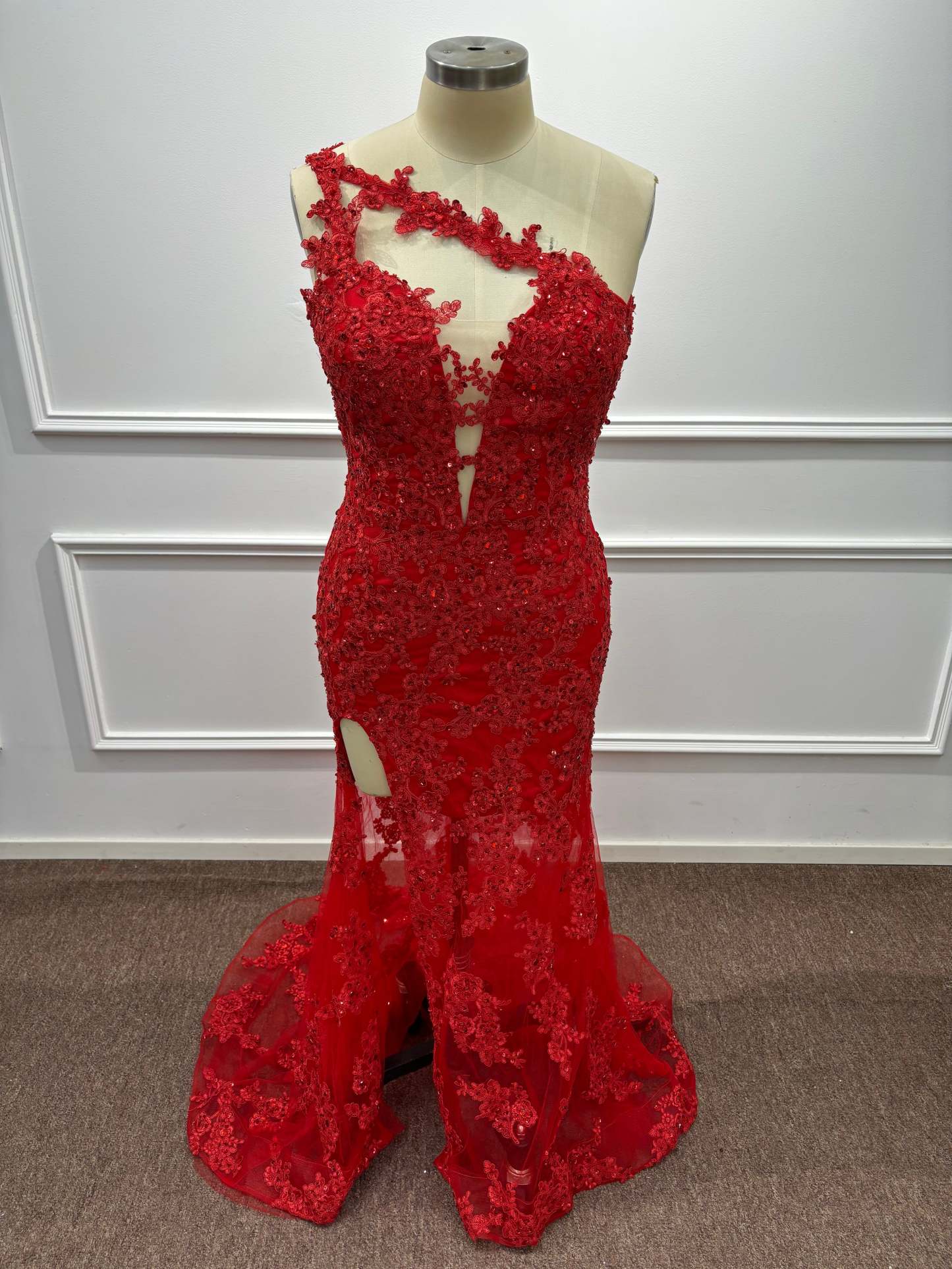 Asymmetric Red One Shoulder Lace Mermaid Prom Dress with Slit