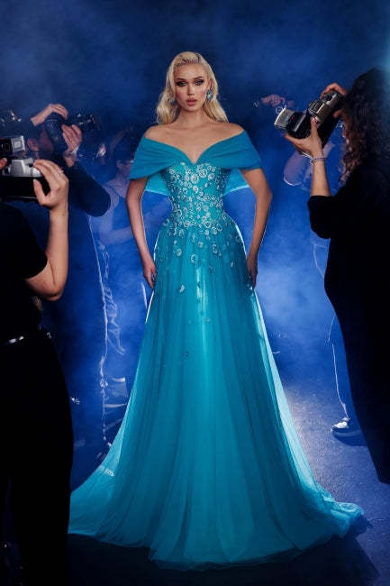 Beautiful Blue Off-The-Shoulder A-Line Sleeveless Long Tulle Prom Dresses With Appliques