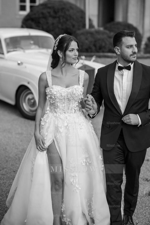 Beautiful Long A-line Split Front Sleeveless Wedding Dresses with Lace