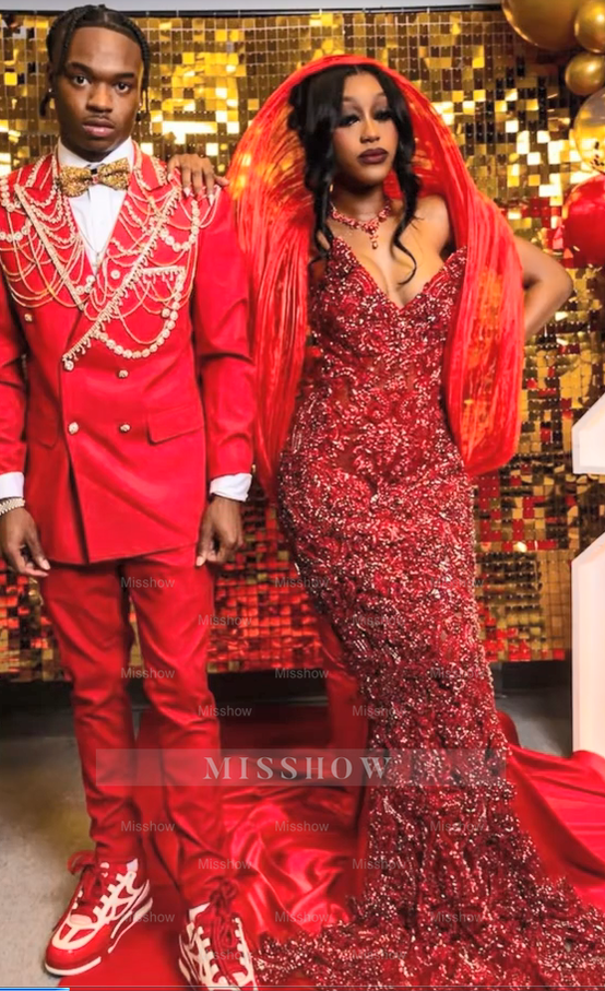 Beautiful Long Red Strapless Beaded Crystal V-neck Mermaid Prom Dress