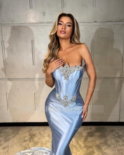 Beautiful Mermaid Satin Strapless Sleeveless Long Prom Dress With Rhinestone