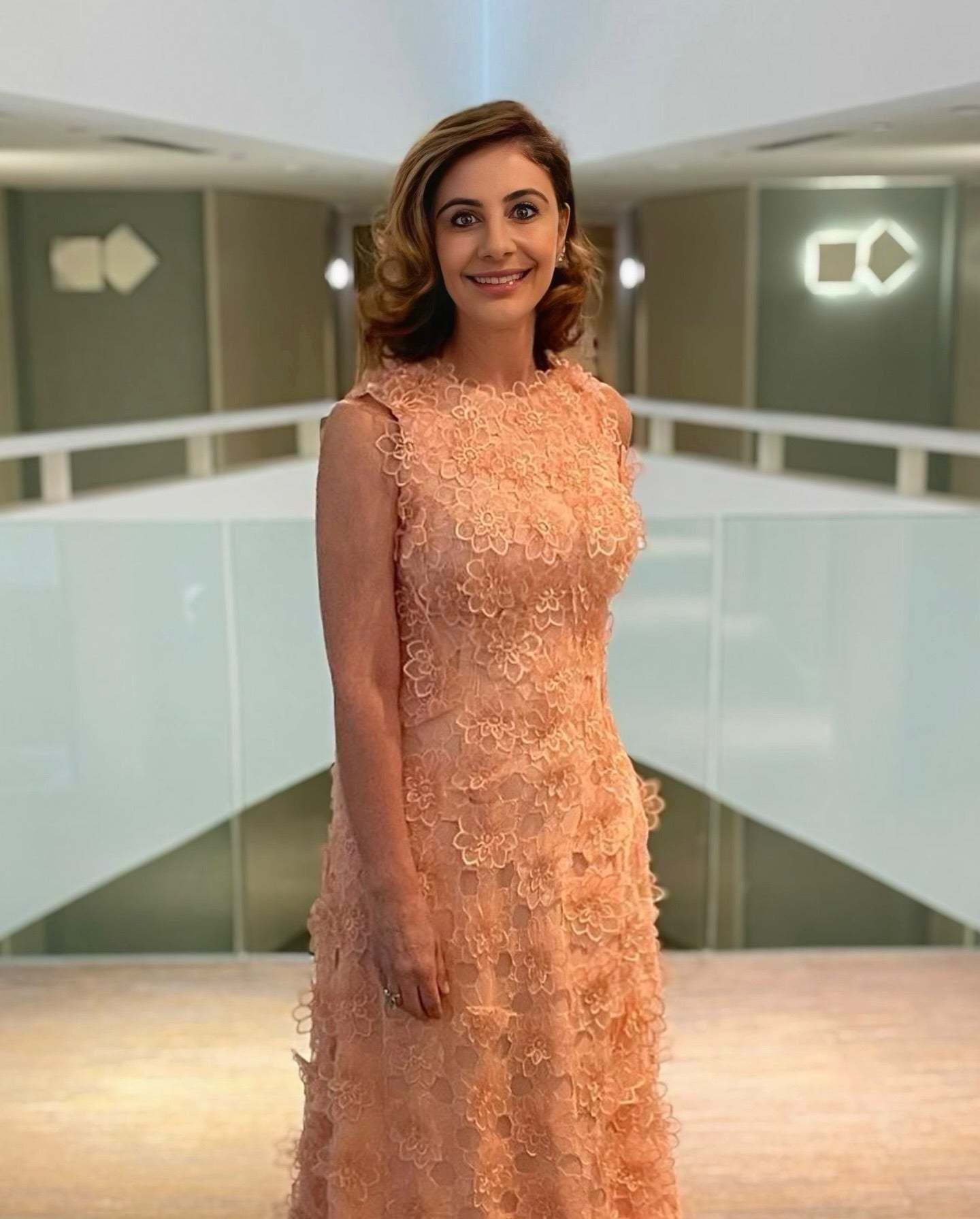 Beautiful Pink A-Line Crew Lace Sleeveless Lace Floor-Length Mother of the Bride Dresses Wedding Guest Dress