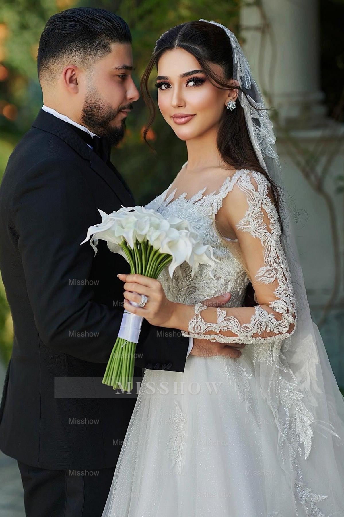 Beautiful White A-Line Sweetheart Long Sleeves Long Tulle Wedding Dresses With Appliques