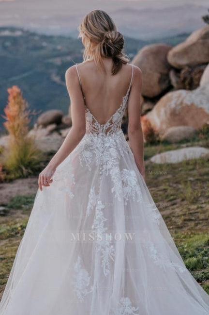 Beautiful White V-Neck Spaghetti Strap A-Line Sleeveless Tulle Wedding Dresses With Appliques