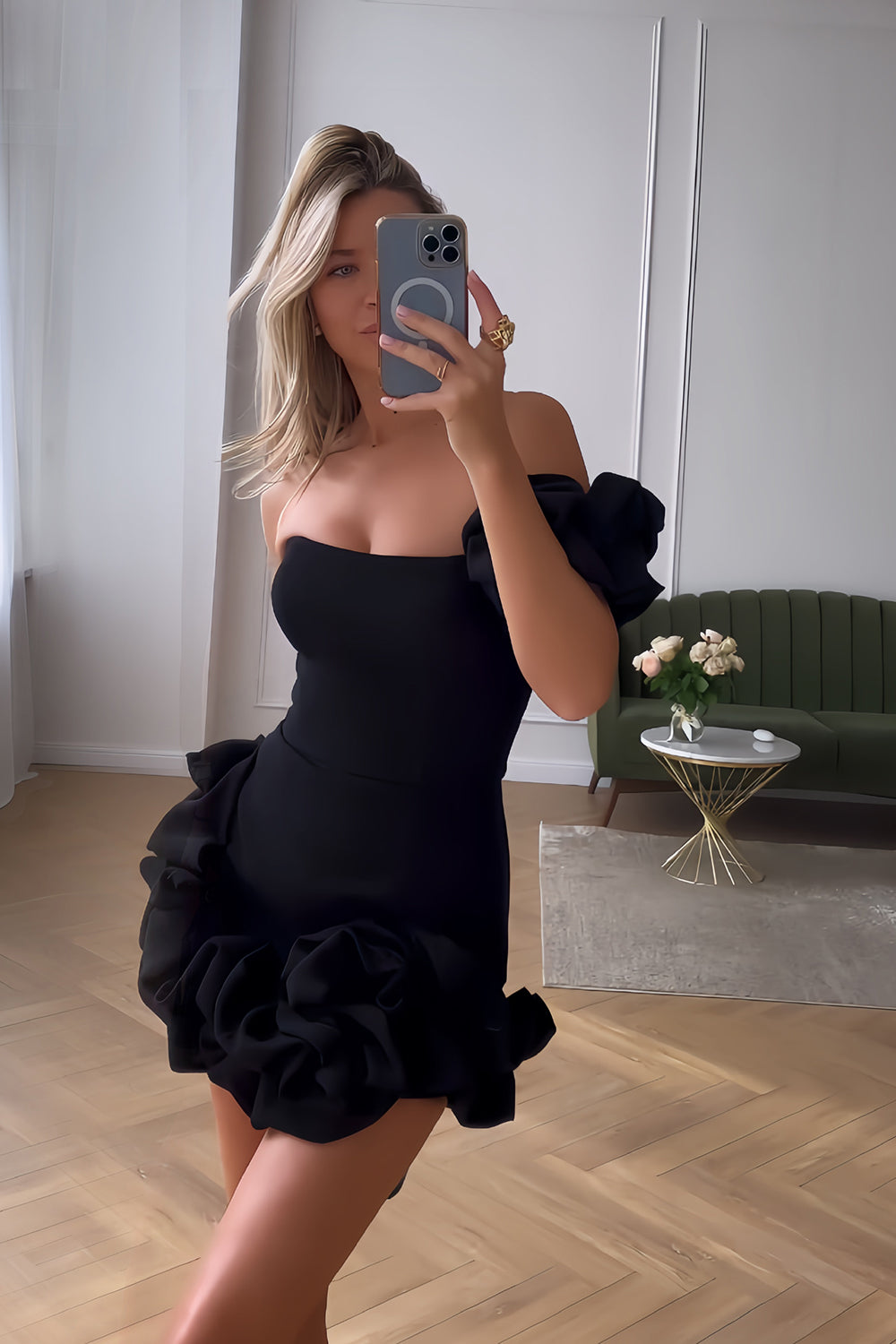 Black One Shoulder Bodycon Short Cocktail Dress With 3D Flowers
