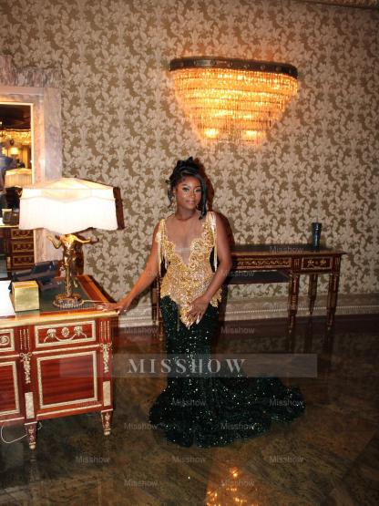 Bold Long Dark Green Sequined V-Neck Sleeveless Mermaid Prom Dress with Rhinestones and Tassels