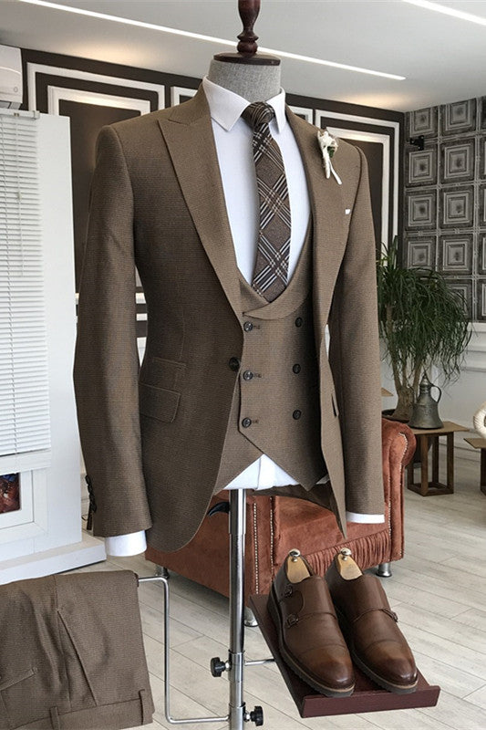 Glamorous Coffee Peaked Lapel Three-Piece Business Suit