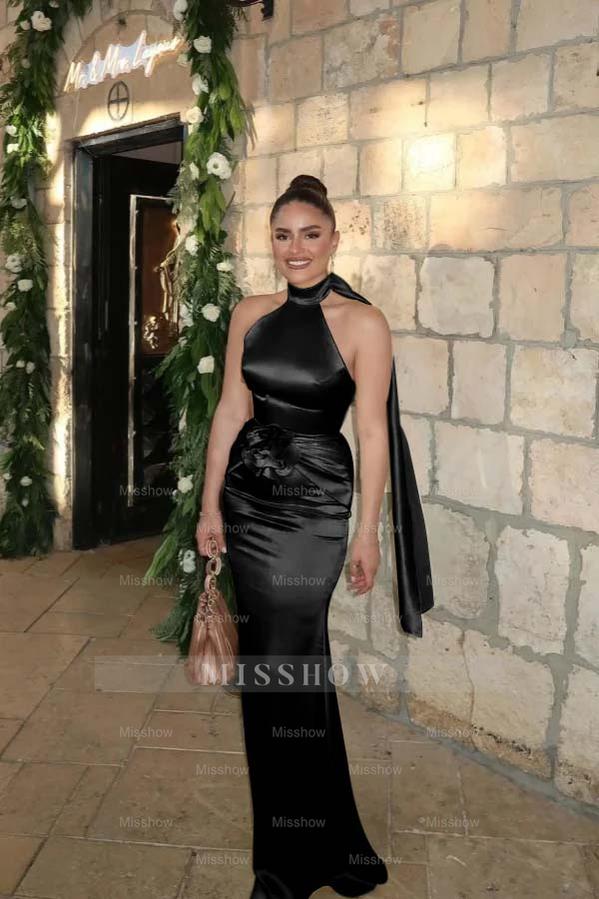 Charming Halter Sleeveless Long Mermaid Formal Dress With Pleated