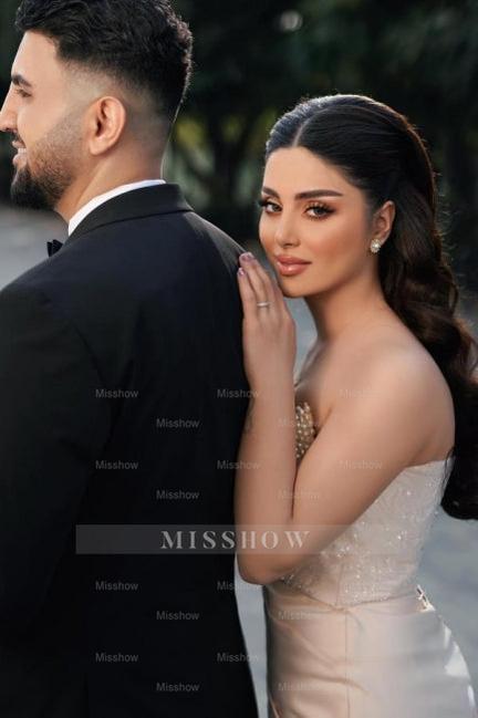 Charming Long Mermaid Strapless Sequined Wedding Dress With Pearls