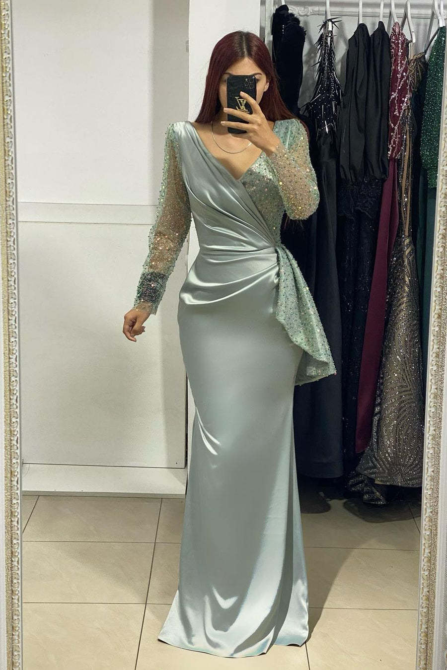 Charming Long V-Neck Long Sleeves Mermaid Prom Dress With Rhinestone