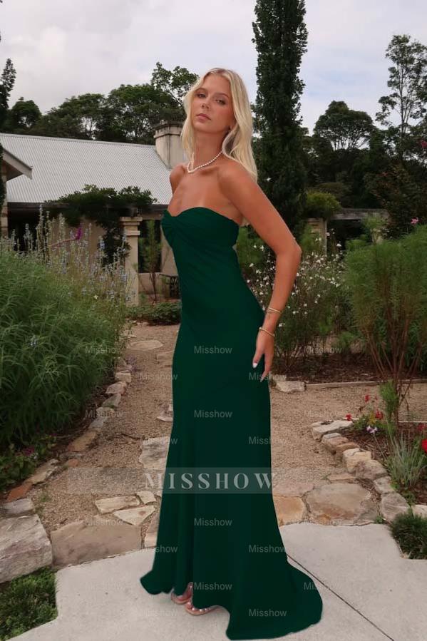 Charming Sleeveless Strapless Long Mermaid Formal Dress With Pleated