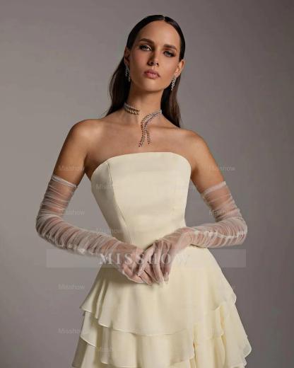 Charming Strapless Sleeveless Ruffles Long Formal Dress With Gloves