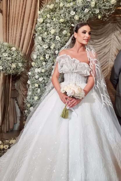 Charming White Lace Ball Gown Strapless Sleeveless Ruffles Sequined Cathedral Train Wedding Dress