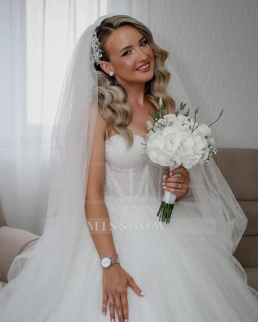 Charming White Sweetheart Ball Gown Beaded Sleeveless Cathedral Train Tulle Wedding Dresses