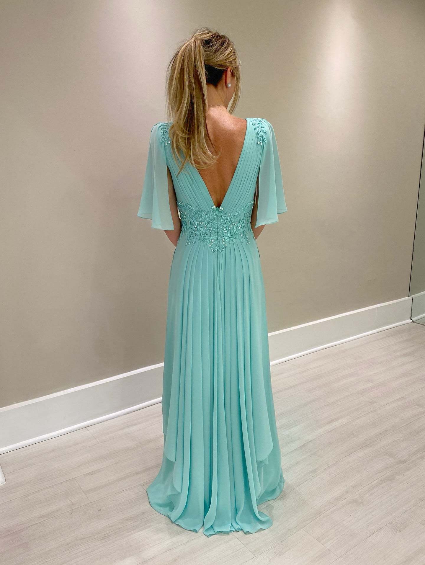 Chic A-Line V-Neck Chiffon Beaded Long Bridesmaid Dresses With Cap Sleeves