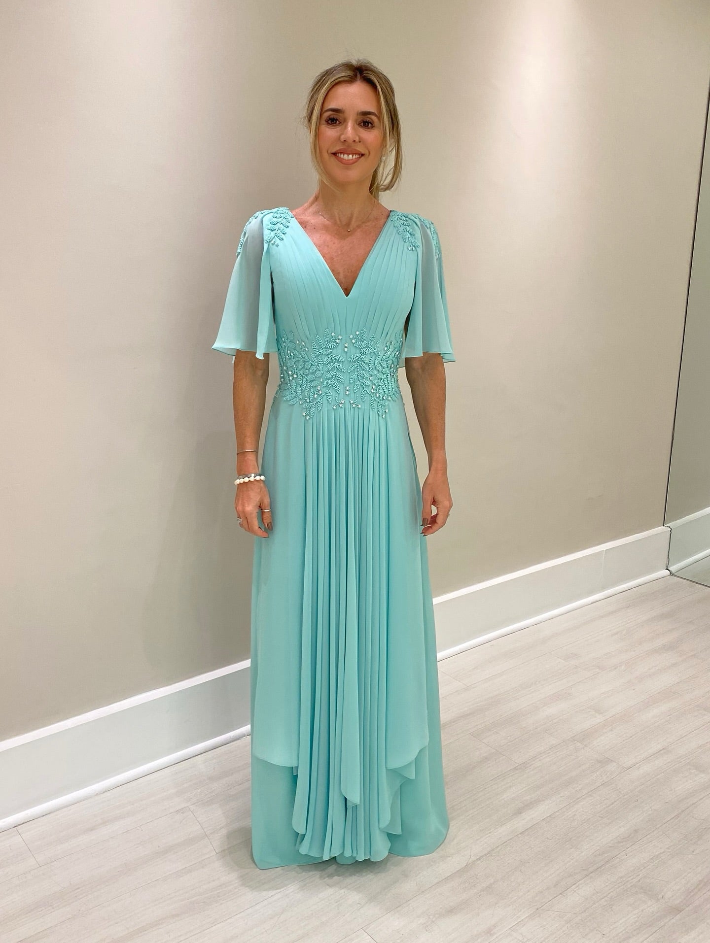 Chic A-Line V-Neck Chiffon Beaded Long Bridesmaid Dresses With Cap Sleeves