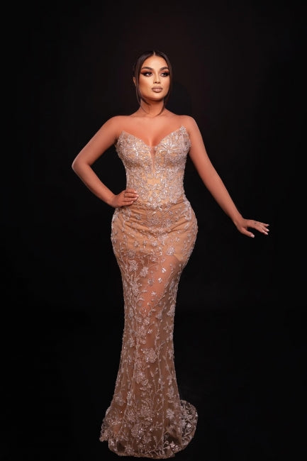 Chic Champagne Mermaid Sweetheart Sequined Sleeveless Long Lace Prom Dress With Appliques