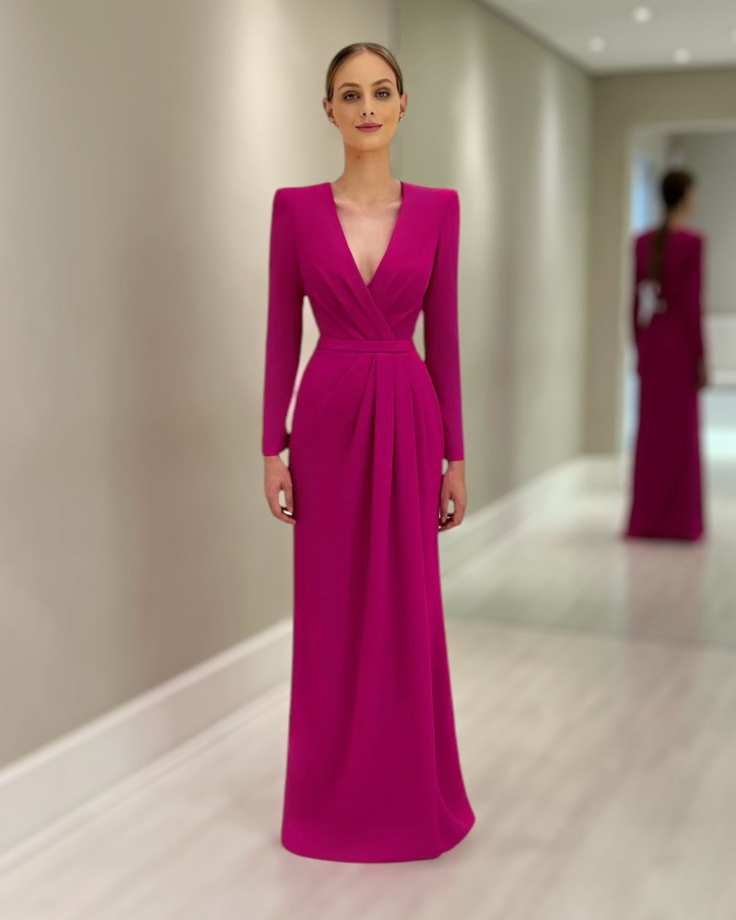 Chic Fuchsia V-Neck Long Sleeves Ruffles Long Satin Mother of the Bride Dress Wedding Guests Dress With Slit