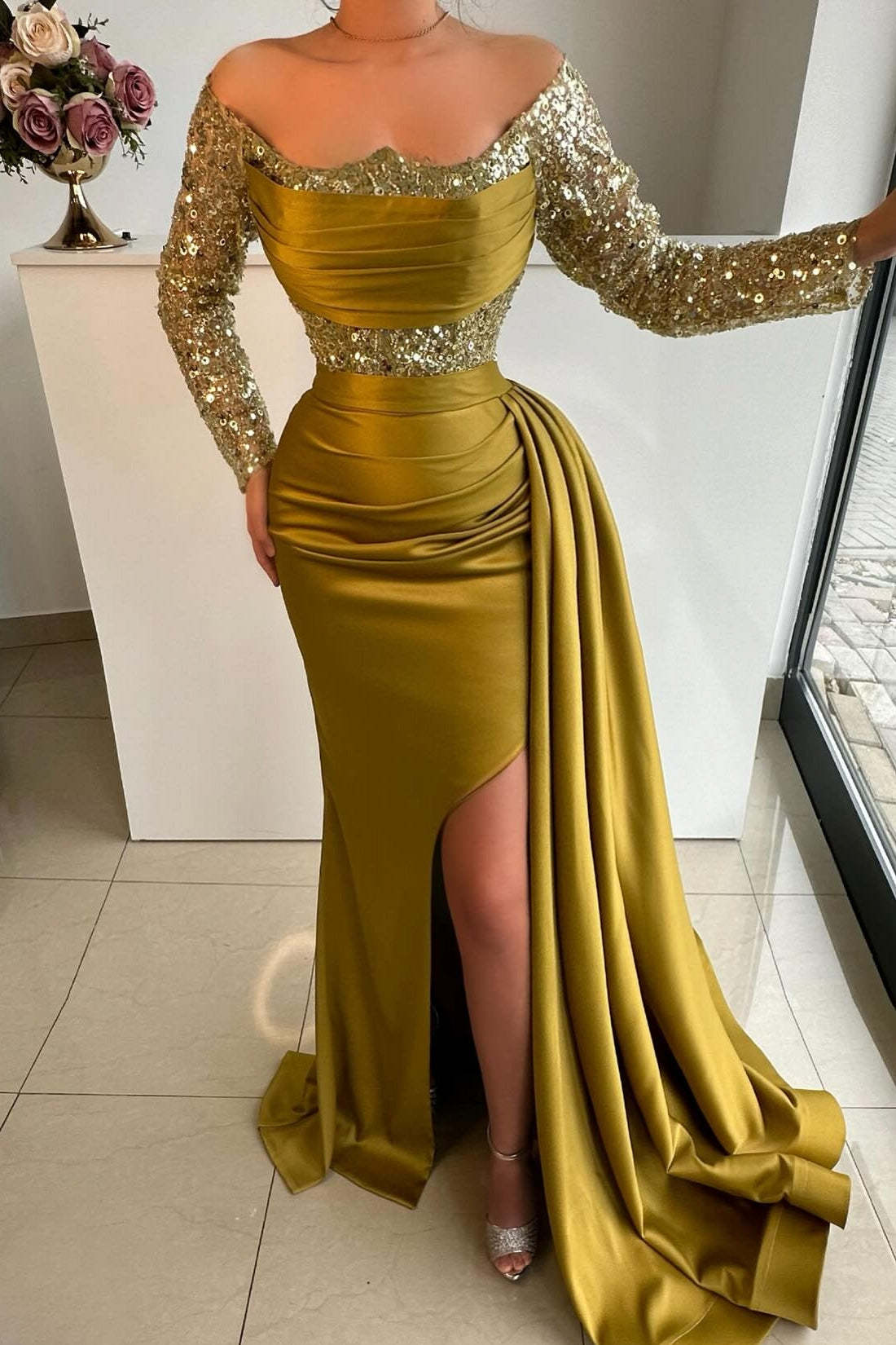 Chic Gold Mermaid Strapless Off-The-Shoulder Sequined Long Sleeves Ruffle Panel Train Satin Prom Dresses