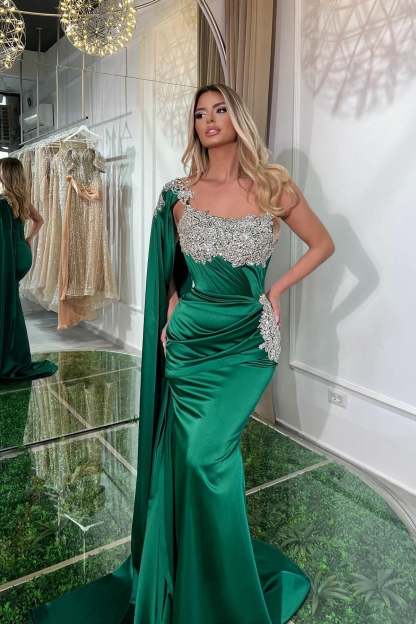 Chic Green Mermaid Strapless One-Shoulder Beaded Cap Sleeve Ruffle Long Satin Prom Dresses With Appliques