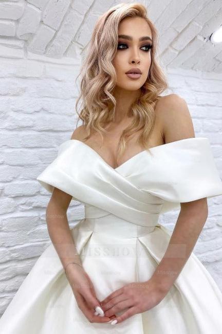 Chic Long A-line Off-the-shoulder Ivory Simple Sleeveless Wedding Dress