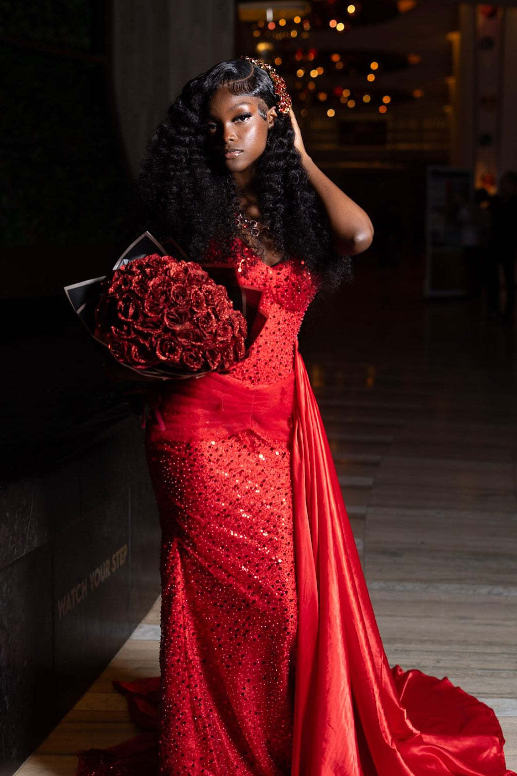 Chic Long Red Sweetheart Sleeveless Mermaid Prom Dress with Rhinestones and Sequins