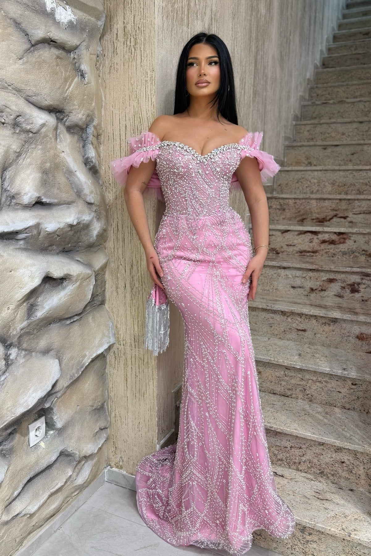 Chic Pink Mermaid Sweetheart Off-The-Shoulder Sleeveless Beaded Long Prom Dress With Rhinestones