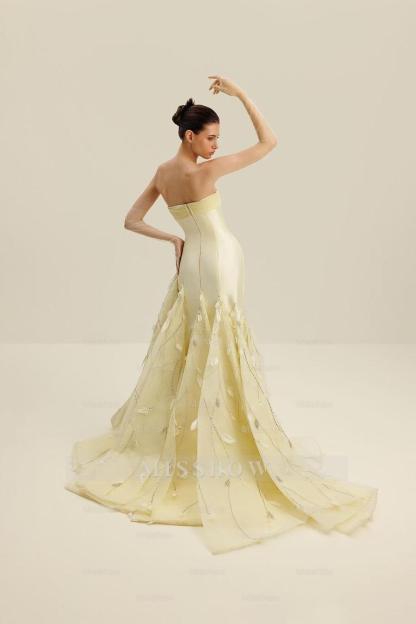 Chic Strapless Sleeveless Appliques Long Formal Dress With Beading