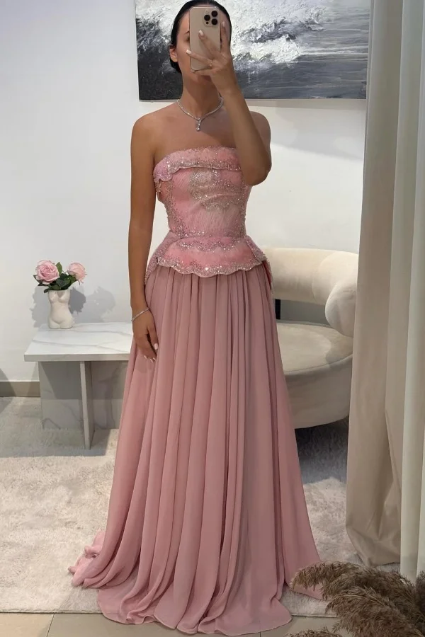 Chic Strapless Sleeveless Long Formal Dress With Pleated Beading