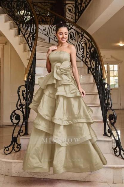 Chic Strapless Sleeveless Long Formal Dress With Pleated Ruffles