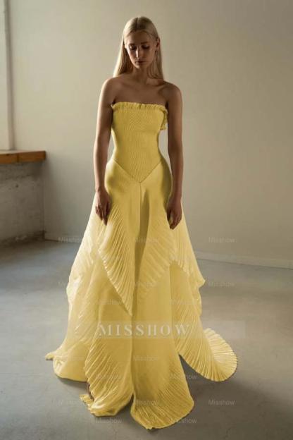 Chic Strapless Sleeveless Long Formal Dress With Ruffles Pleated