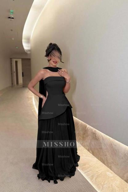 Chic Strapless Sleeveless Long Formal Dress With Ruffles Pleated