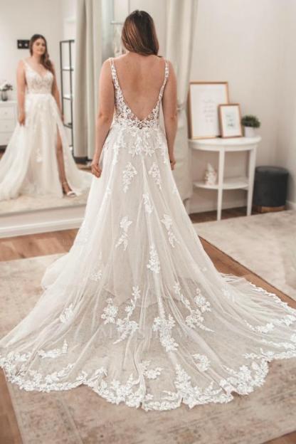 Chic White A-Line Spaghetti Strap V-Neck Sleeveless Long Tulle Split Front Wedding Dresses With Appliques
