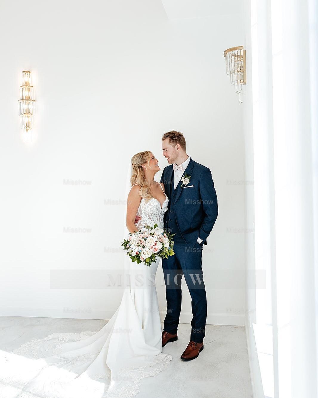 Chic White Mermaid Spaghetti Strapless Off-The-Shoulder Lace Long Satin Wedding Dress With Appliques