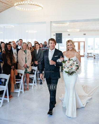 Chic White Mermaid Spaghetti Strapless Off-The-Shoulder Lace Long Satin Wedding Dress With Appliques