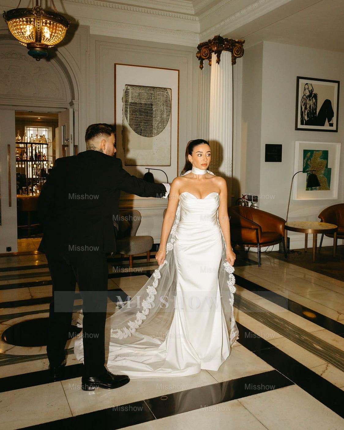 Chic White Mermaid Sweetheart Strapless Sleeveless Long Satin Simple Wedding Dress With Ruffles