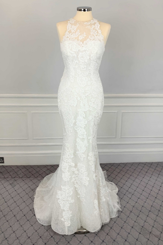 Classy Floor-Length Mermaid Long White Wedding Dresses Halter Sleeveless Open-Back Bridal Gowns with Lace