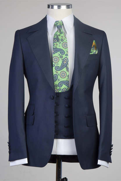Trendy Navy One-Button Three-Piece Peak Lapel Men’s Suit