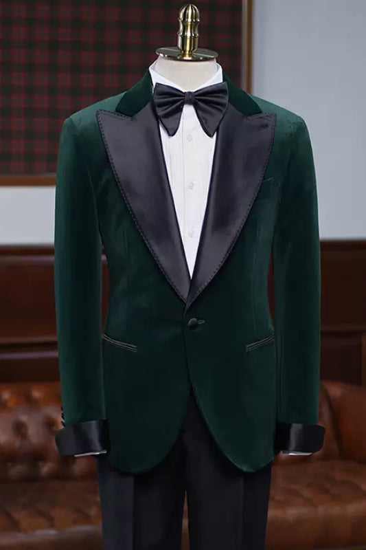 Elegant Forest Green Peaked Lapel Velvet Prom Outfit