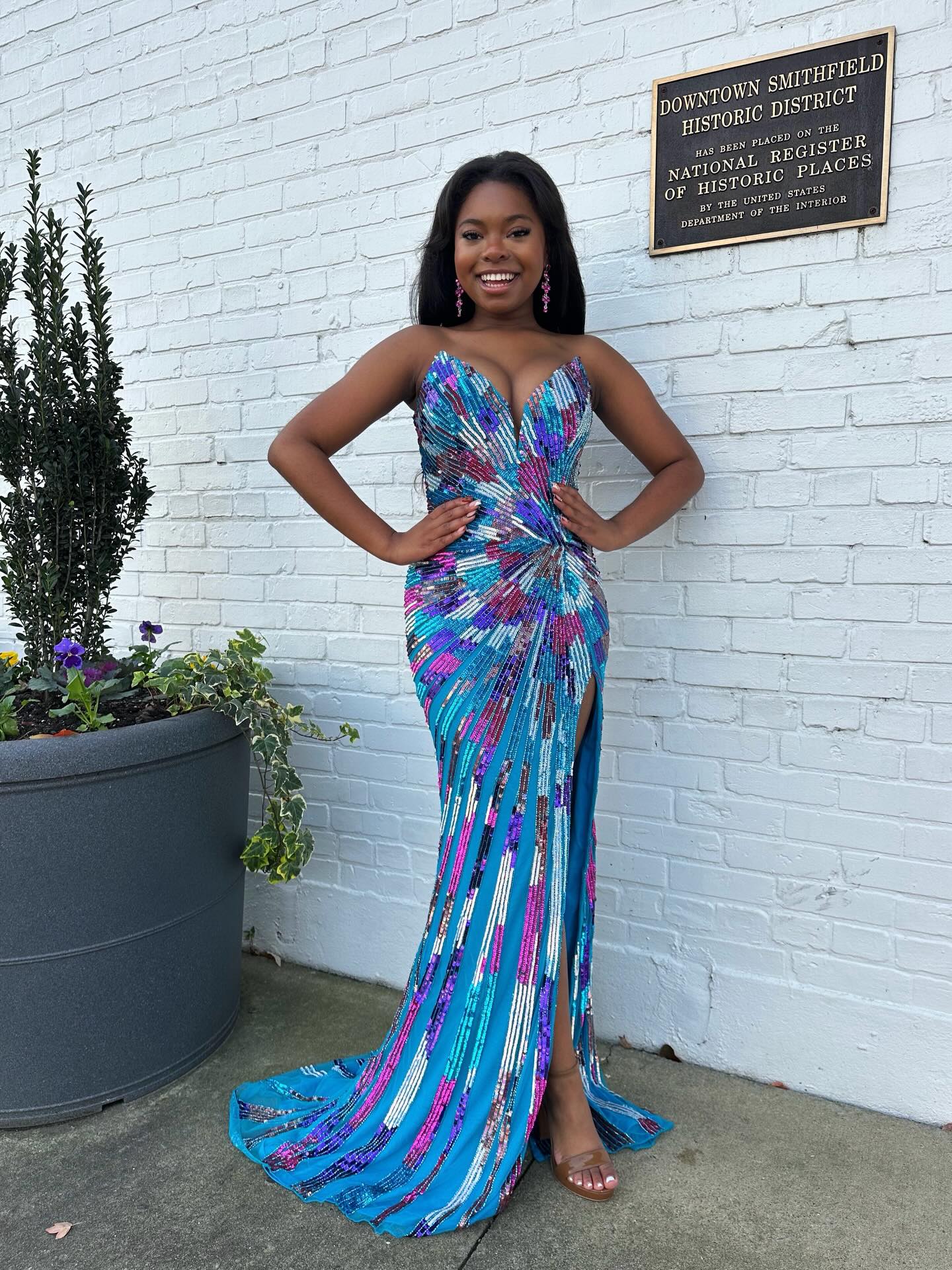 Colorful Sweetheart Sleeveless Front Split Mermaid Prom Dress with Beadings