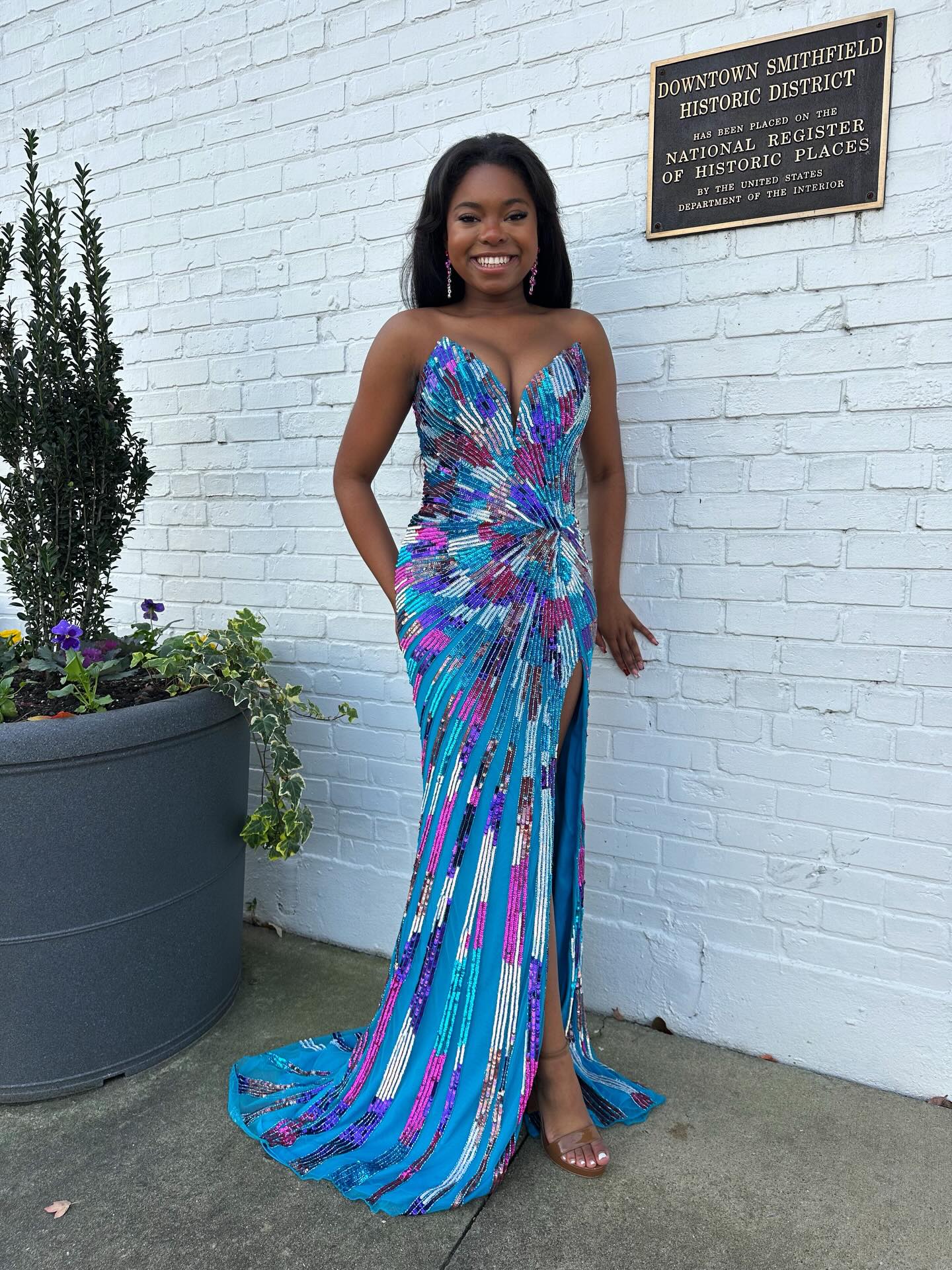 Colorful Sweetheart Sleeveless Front Split Mermaid Prom Dress with Beadings