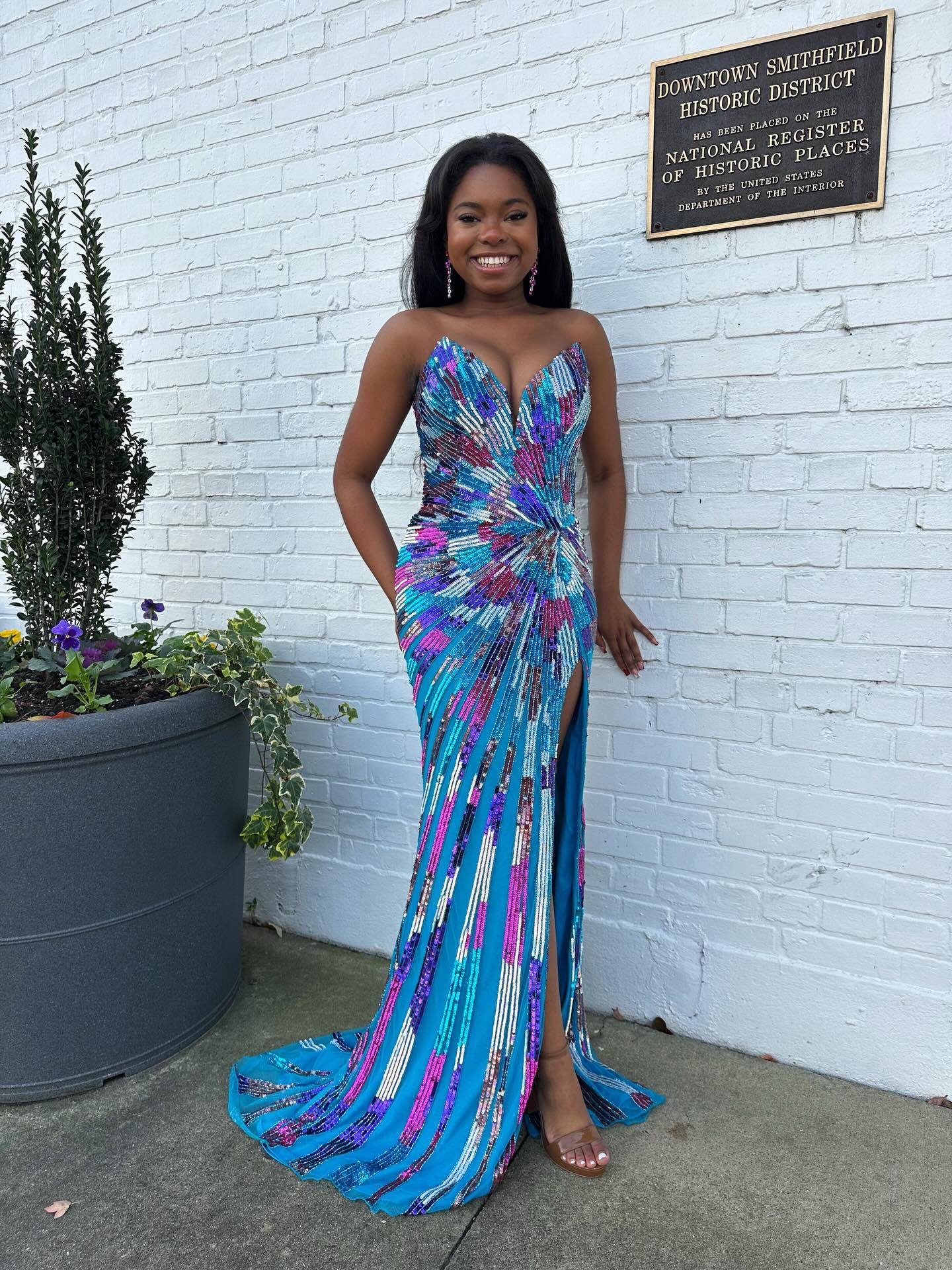 Colorful Sweetheart Sleeveless Front Split Mermaid Prom Dress with Beadings