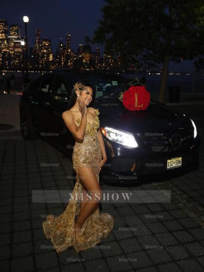 Designer Gold Sweetheart Sleeveless Mermaid Prom Dress with Beaded Appliques and Slit