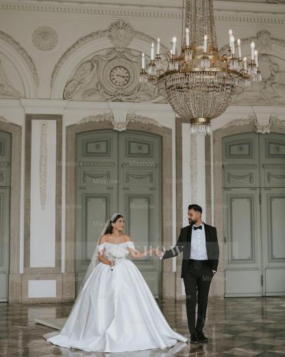Elegant White Ball Gown Strapless Off-The-Shoulder Sleeveless Beaded Cathedral Train Satin Wedding Dress With Peals