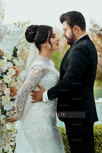 Elegant White Mermaid High-Neck Lace Long Sleeves Sequined Tulle Wedding Dresses With Appliques