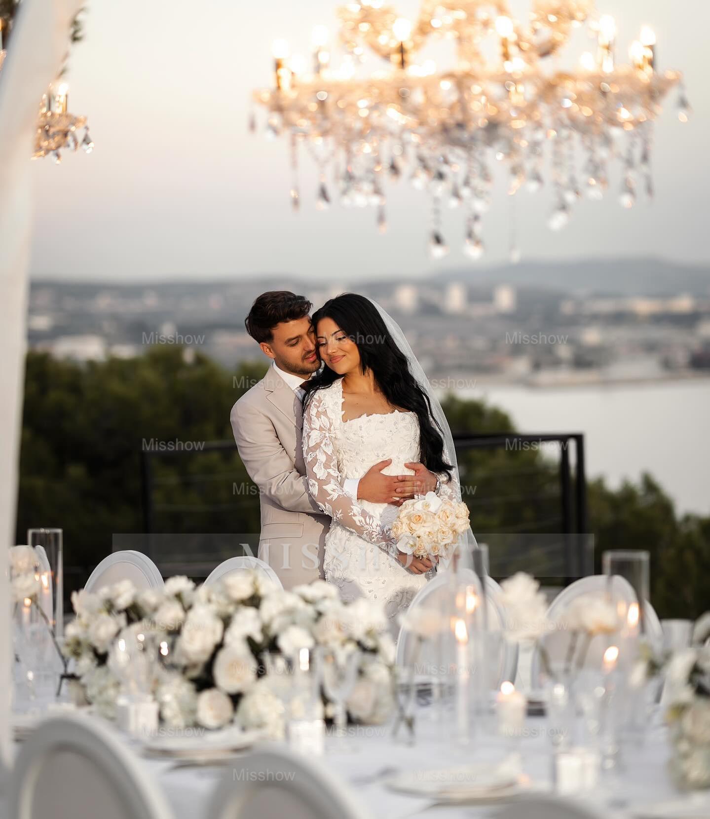 Elegant White Mermaid Lace Square Long Sleeves Beaded Long Wedding Dresses With Pearls