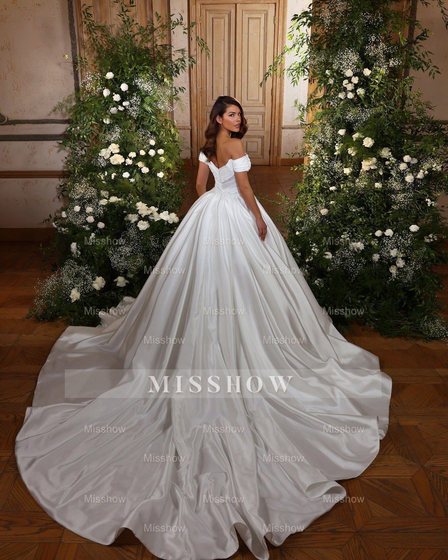 Elegant White Sweetheart Ball Gown Off-The-Shoulder Beaded Sleeveless Cathedral Train Ruffles Satin Wedding Dresses With Pearls