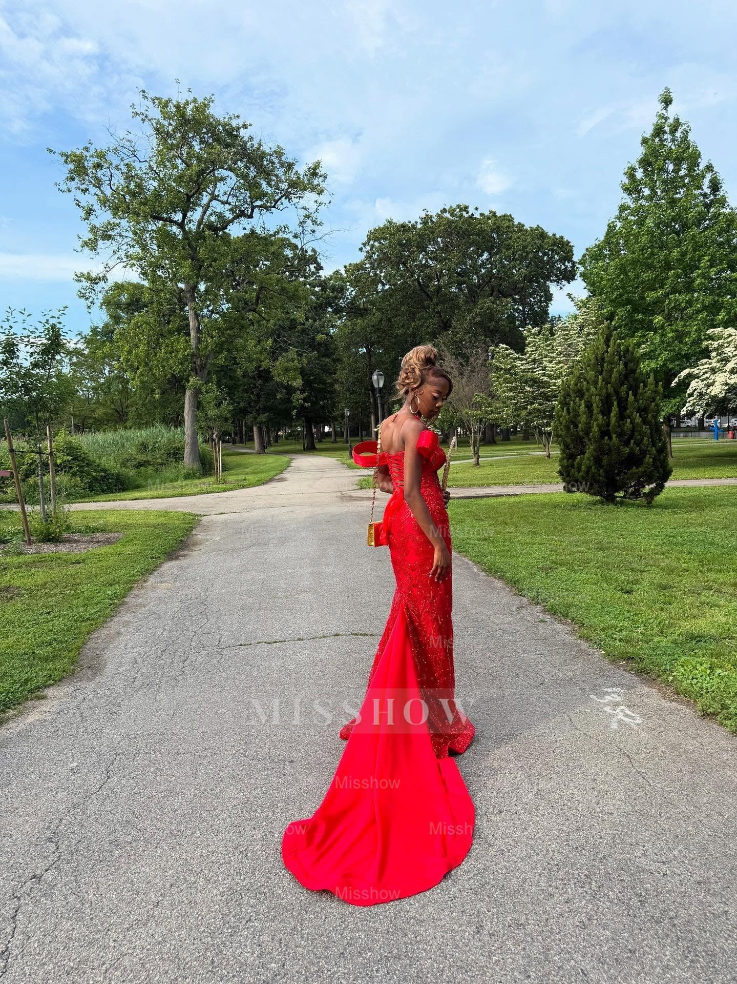 Eye-Catching Long Red Off-The-Shoulder Sleeveless Mermaid Prom Dress with Appliques